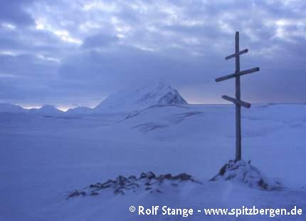 Orthodox cross, Russekeila, Isfjord