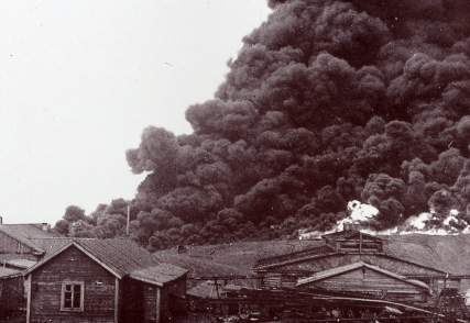 Barentsburg being evacuated by British forces in late summer 1941