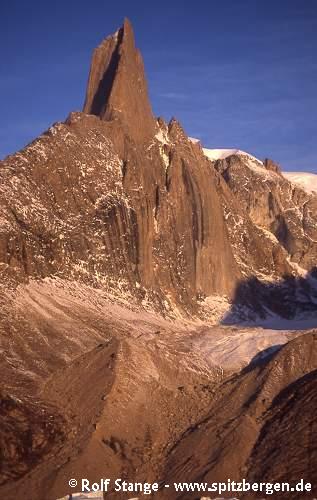 Geology of East Greenland: Grundtvigskirke