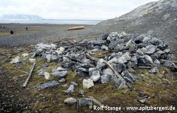 Remains of the German war weather station in Stormbukta