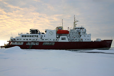 Environmental impact of expedition cruising in Svalbard - Polar Star