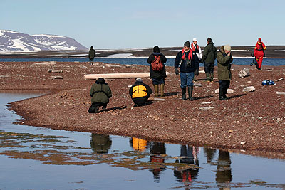 Tourism and the arctic environment - Liefdefjord