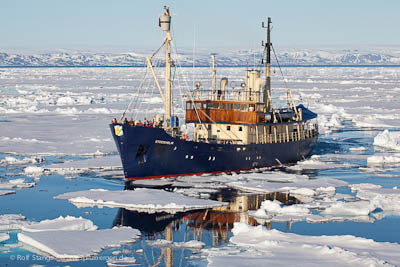 MS Stockholm near Verlegenhuken