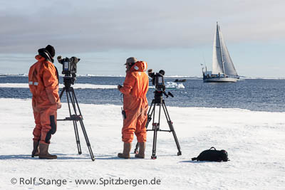 Spitzbergen-Fernsehtip: Überleben im Reich der Eisbären.