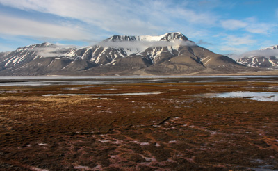 Spitsbergen - Explosives have been found - Hiorthfjellet on the north side of Adventfjorden