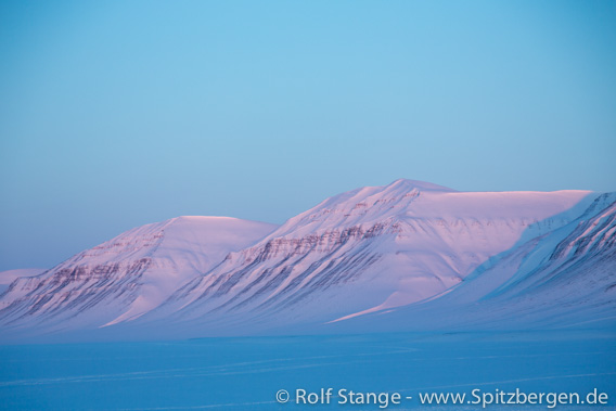 Blaurotes Winterlicht