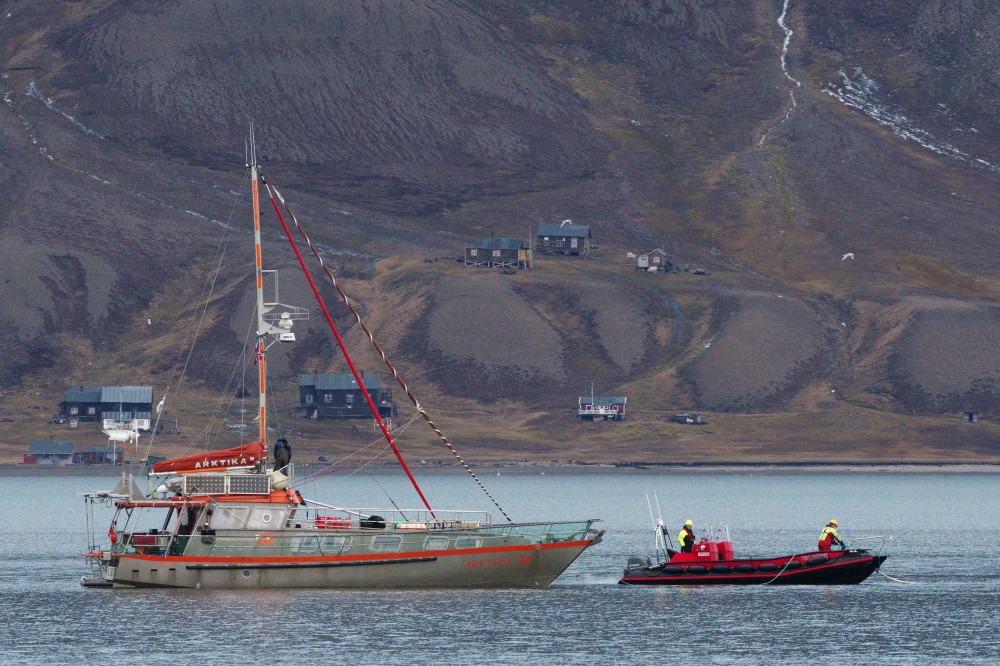 Arktika in Adventfjord