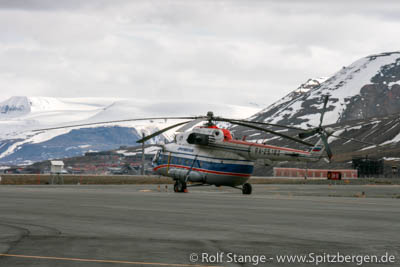 Russischer Hubschrauber Spitzbergen.