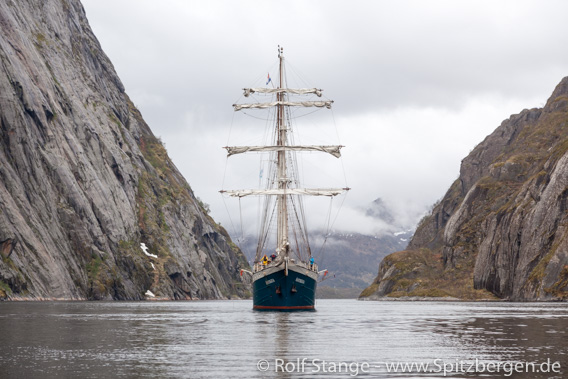 Antigua in Trollfjord