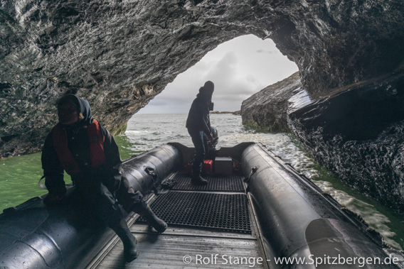 Arctic 2018 - inside Bear island