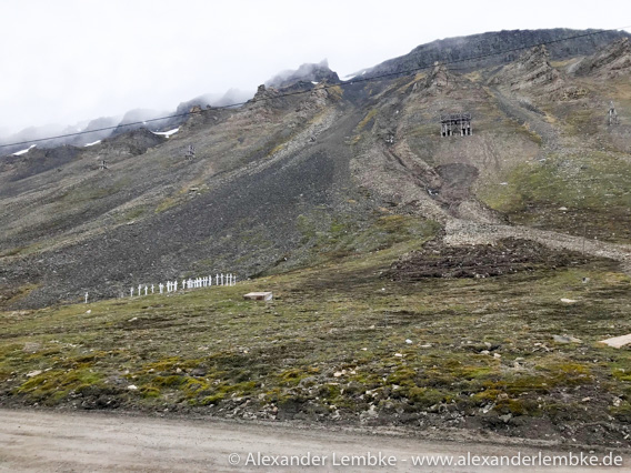 landslide Longyearbyen cemetery