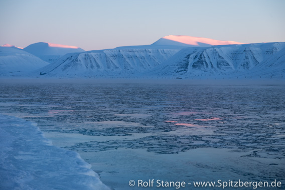 Eis, Adventfjord