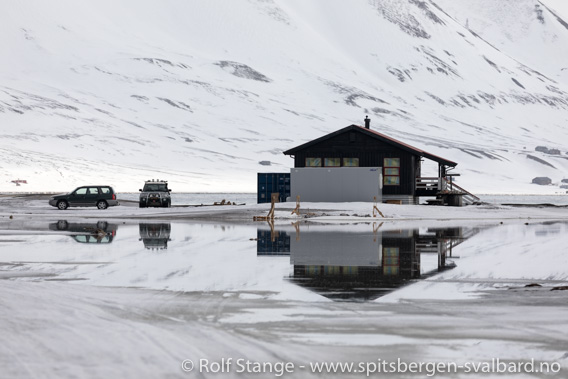 Sjø på campingplassen ved Longyearbyen