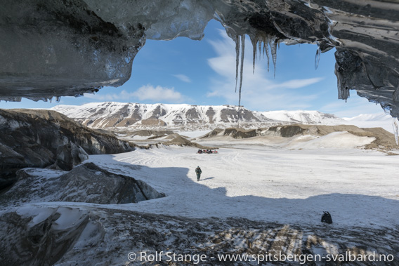 Isgrotte Rabotbreen