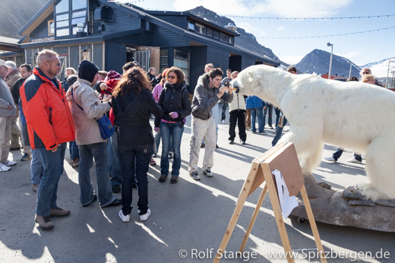 Touristen, Longyearbyen