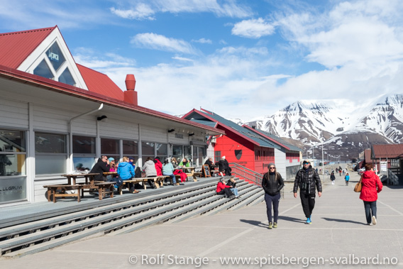 Turister, Longyearbyen