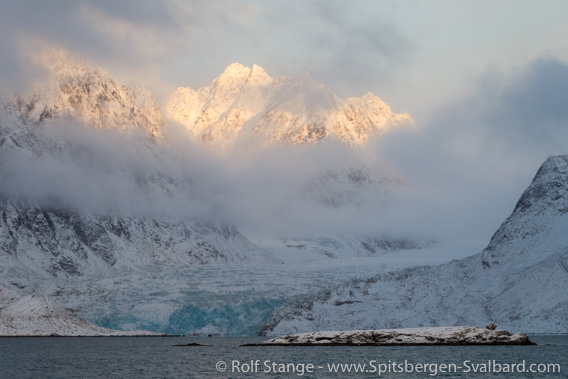 Mountains, Krossfjord