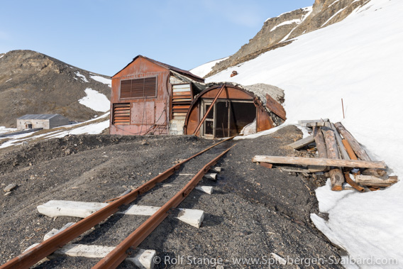 Mine entrance, Barentsburg