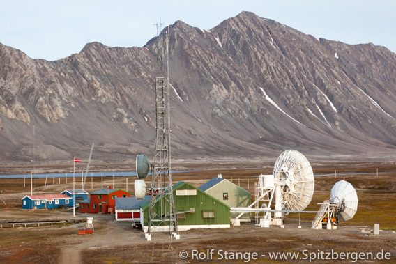 Kapp Linné: Isfjord Radio