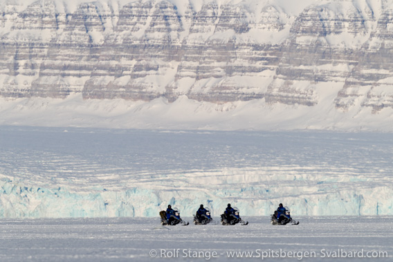 Longyearbyen tourism Corona