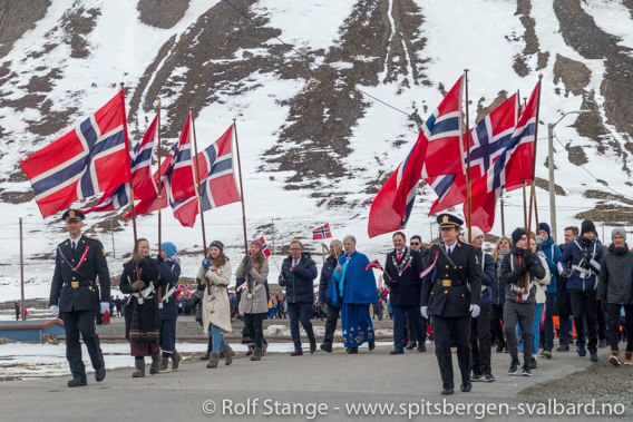 Svalbardpakke 2: noen Longyearbyen-selskaper blir diskriminert