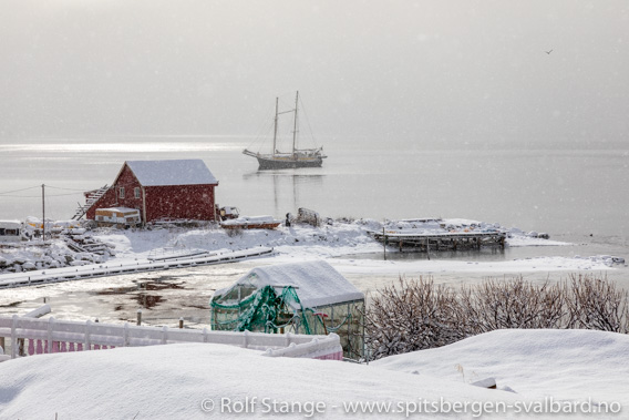 SV Meander ved Årøy