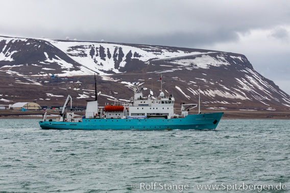 Professor Molchanov, Longyearbyen