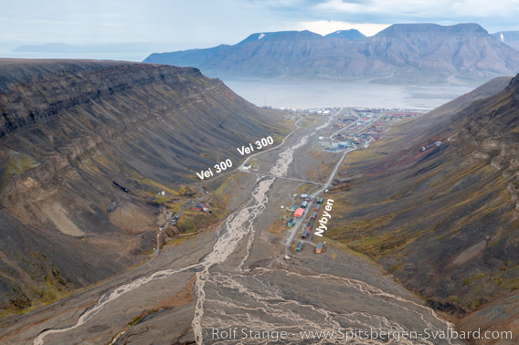 Avalanche risk in Nybyen and at Vei 300 in Longyearbyen