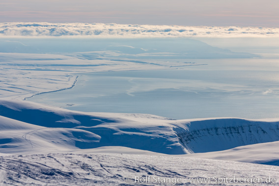 Kapp Laila-Barentsburg Motorschlittenroute