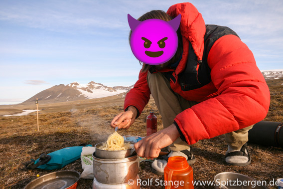 Longyearbyen, Spitzbergen: Schwarzarbeit