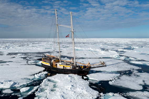 SV Meander 2023, Eis Spitzbergen
