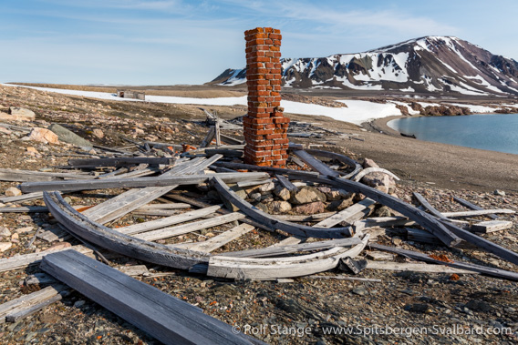 Crozierpynten in Sorgfjord, station Arc-de-Meridian-expedition