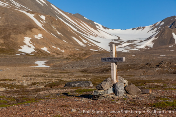 Memorial cross Andreas Fieder, Liefdefjord