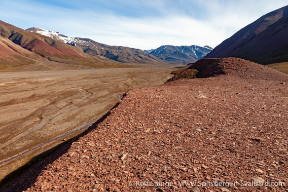 Verdalen, a large unglaciated valley in Andrée Land