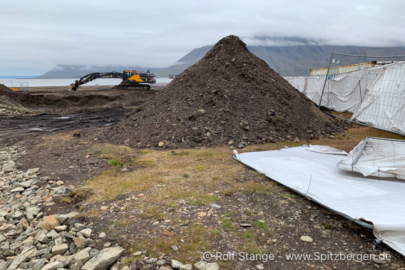 Umweltgifte, Sanierung beim Flughafen Longyearbyen