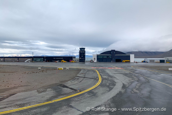 Flughafen Longyearbyen: keine Militärflugzeuge