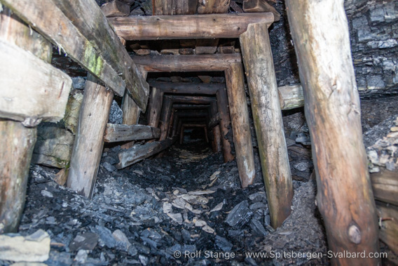 Mine shaft