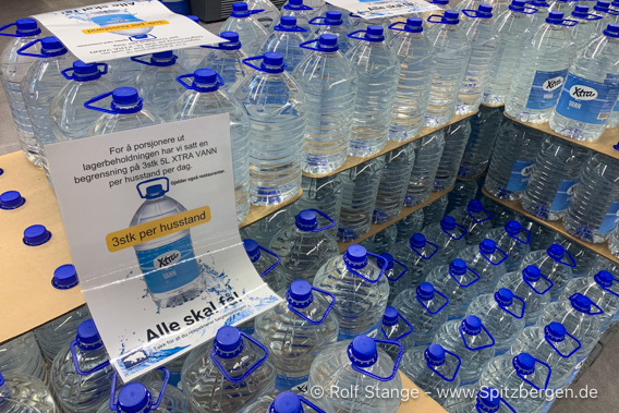 Wasserflaschen, Svalbardbutikken